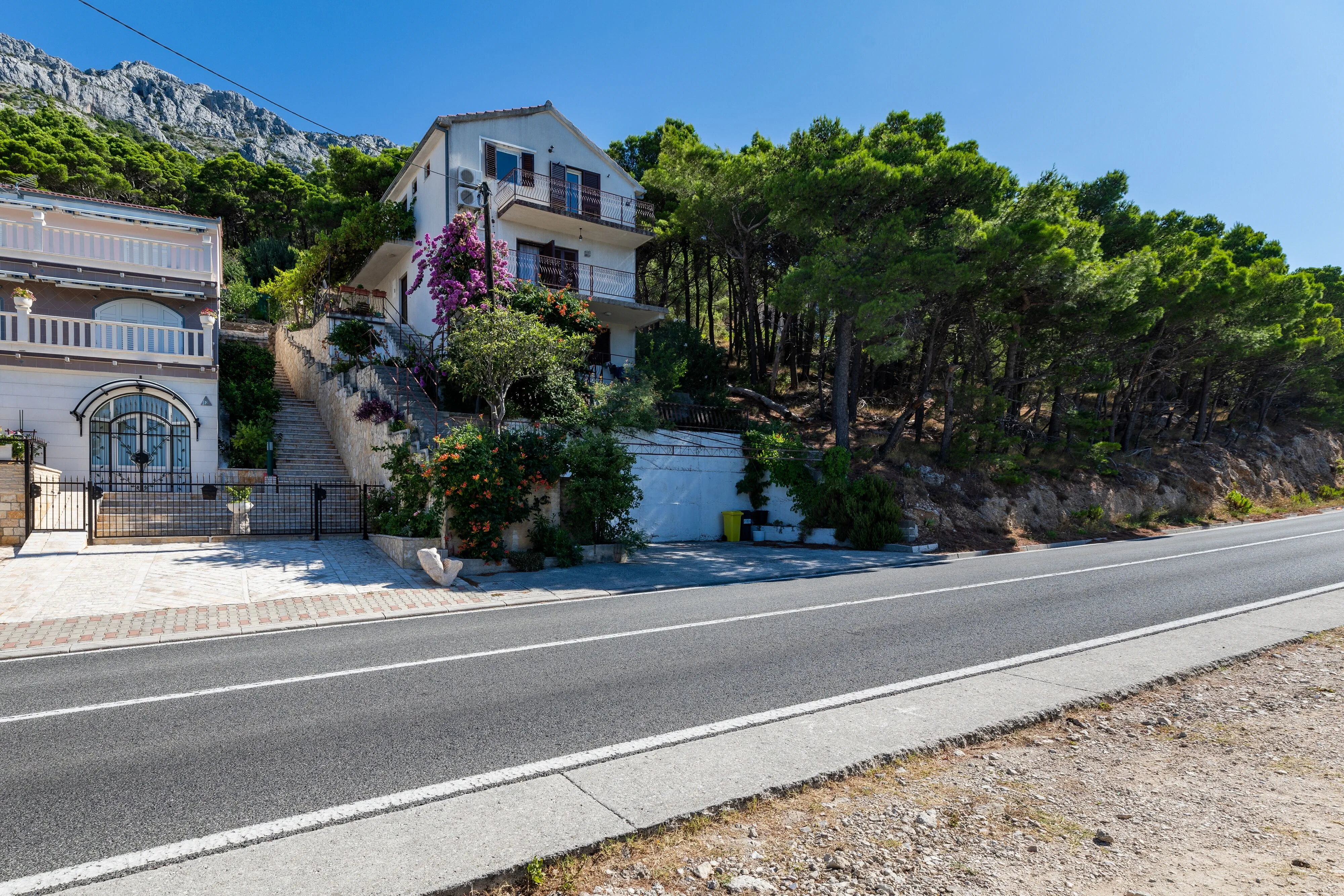 Apartments With Parking Space Marušići, Omiš - 21608 Marušići