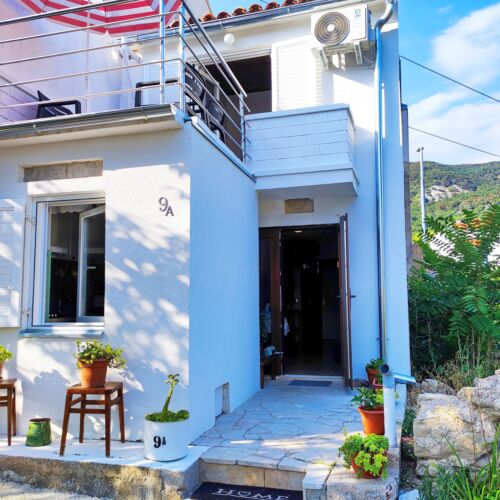 Apartmanok Parkolóhellyel Baska, Krk - 21613 Baška  2