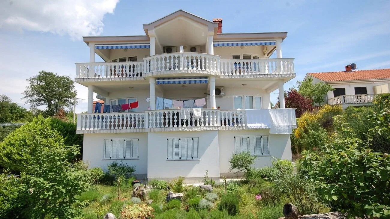 Apartments With Parking Space Kremenići, Krk - 21724 Kremenići
