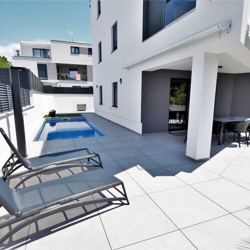 Apartmanok Medencével Njivice, Krk - 21811 Njivice  4