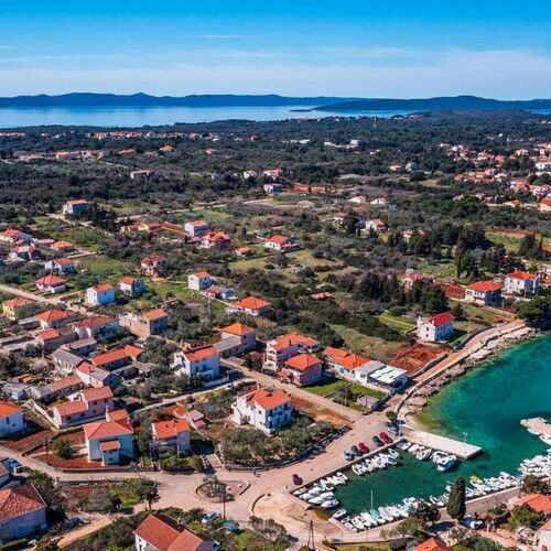 Apartmanok Parkolóhellyel Ugljan - 21848  2
