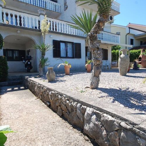 Apartmanok Parkolóhellyel Njivice, Krk - 21871 Njivice  4