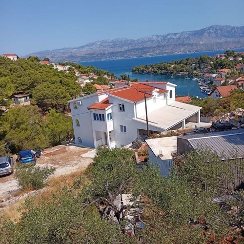 Apartmanok Parkolóhellyel Splitska, Brac - 21974 Splitska  2