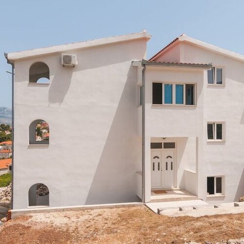 Apartmanok Parkolóhellyel Splitska, Brac - 21974 Splitska  4