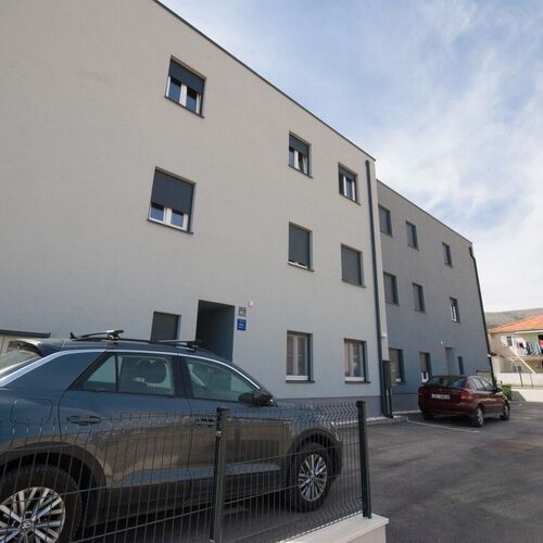 Apartmanok Parkolóhellyel Trogir - 22015  2