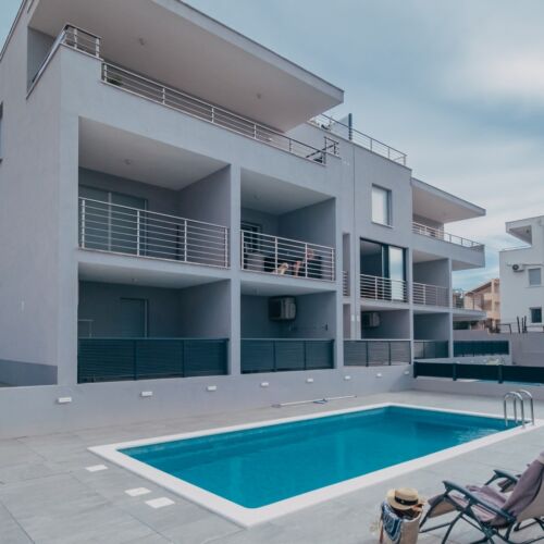 Apartmanok Medencével Okrug Gornji, Ciovo - 22181 Okrug Gornji  2