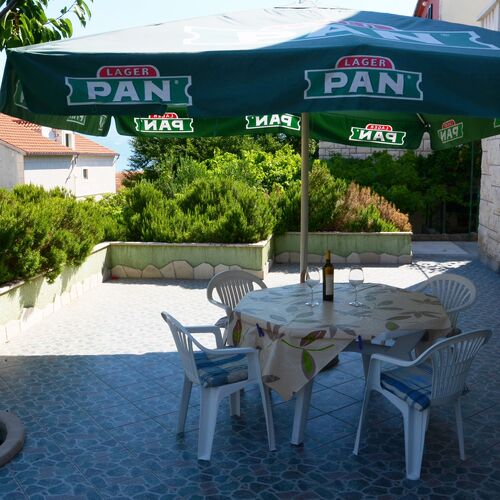Apartmanok Parkolóhellyel Postira, Brac - 22207 Postira