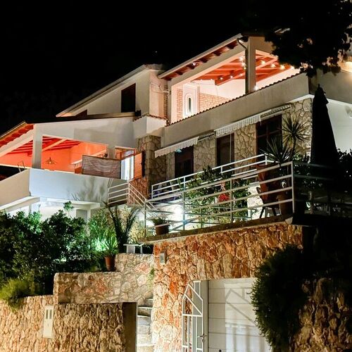 Apartmanok Parkolóhellyel Jelsa, Hvar - 22211 Jelsa  4