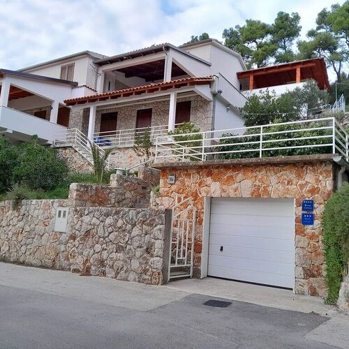 Apartmanok Parkolóhellyel Jelsa, Hvar - 22211 Jelsa  2