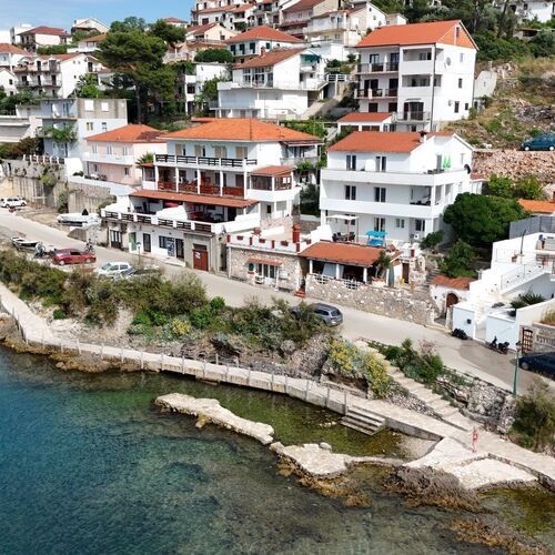 Apartmanok A Tenger Mellett Jelsa, Hvar - 22256 Jelsa