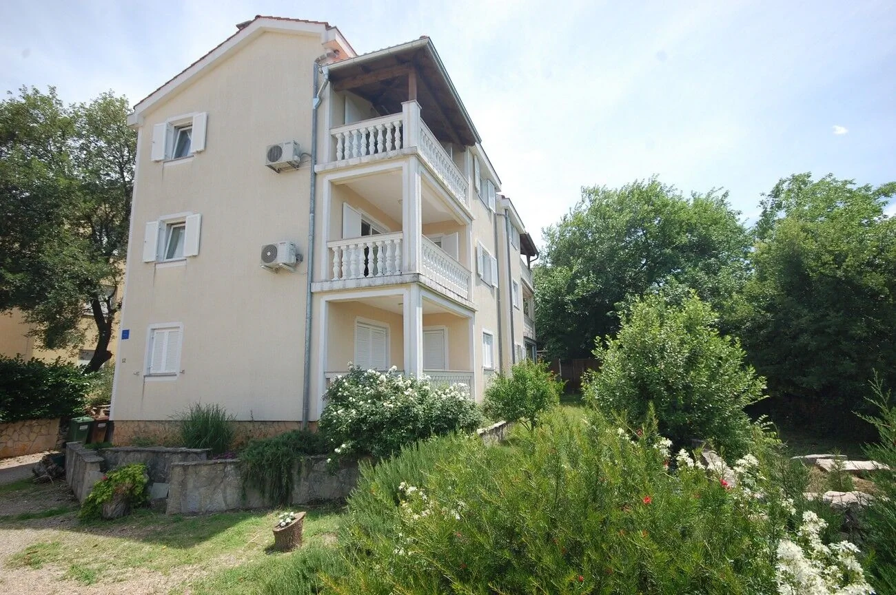 Apartments With Parking Space Kremenići, Krk - 22269 Kremenići