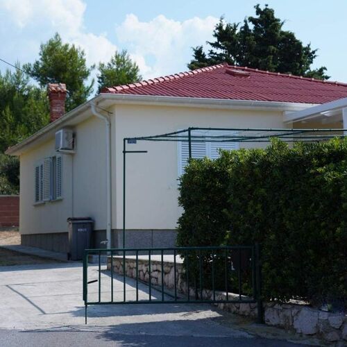 Apartmanok Parkolóhellyel Barbat, Rab - 22361 Barbat  2