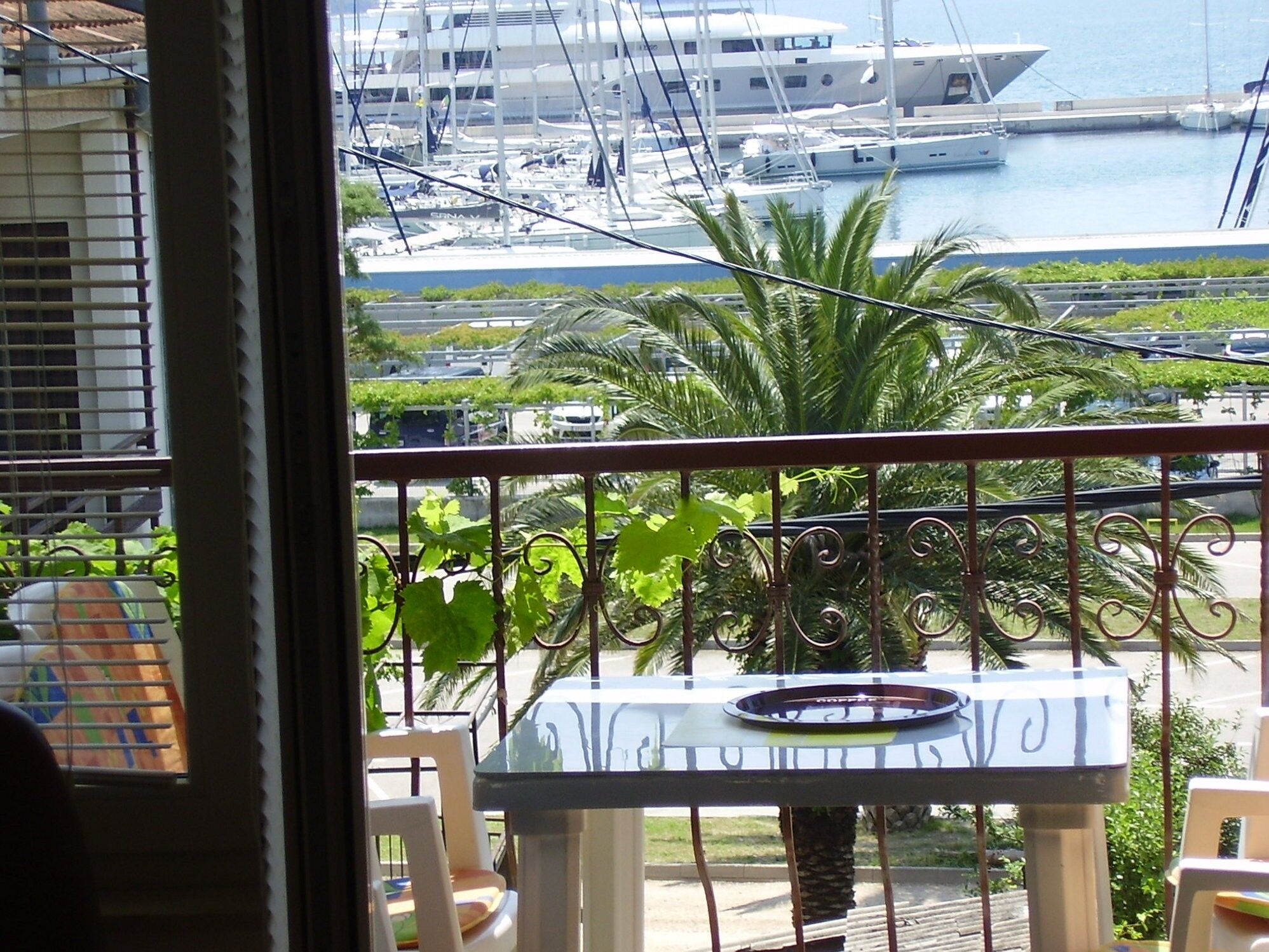 Apartmanok A Tenger Mellett Kastel Gomilica, Kastela - 22370 Kaštel Gomilica