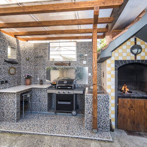 Apartmanok A Tenger Mellett Tucepi, Makarska - 22384 Tučepi