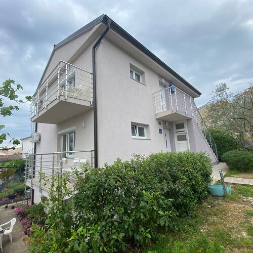Apartmanok Parkolóhellyel Krk - 22395  4