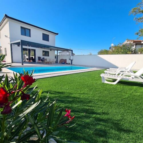 Nyaralóház Medencével Fratrici, Umag - 22401 Fratrici