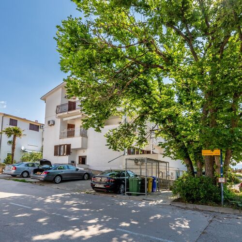 Apartmanok Parkolóhellyel Baska, Krk - 22408 Baška  2