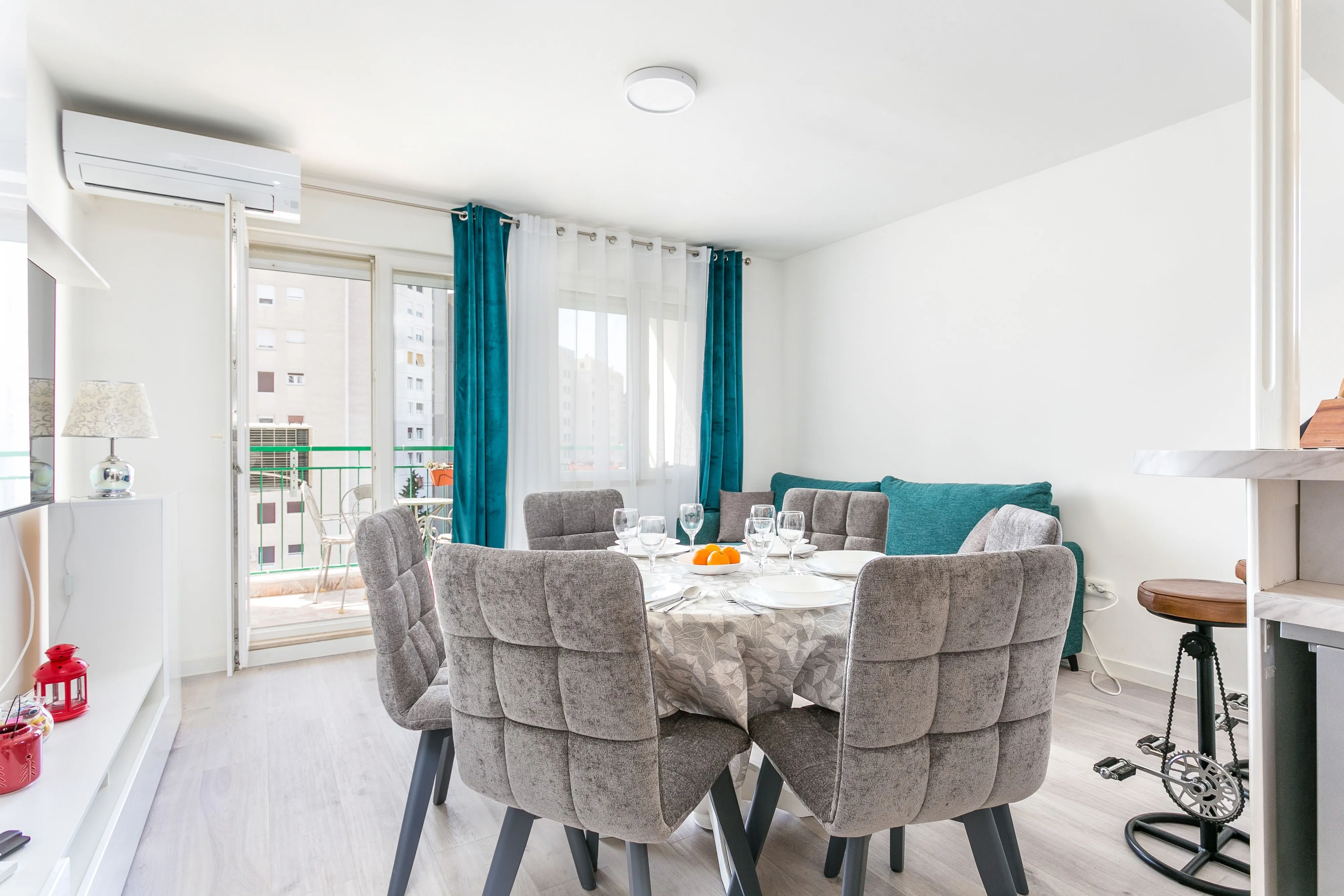 Apartments With Parking Space Split - 22452