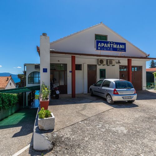 Apartmanok A Tenger Mellett Brist, Makarska - 22463 Brist  3