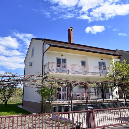 Apartmanok Parkolóhellyel Umag - 22473