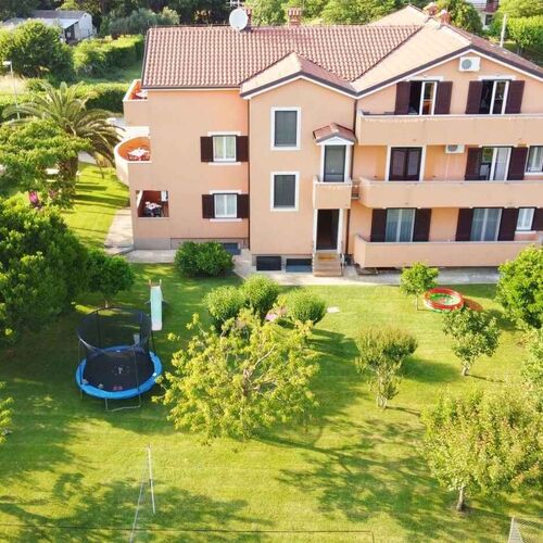 Apartmanok Gyermekes Családok Részére Zambratija, Umag - 22485 Zambratija  2