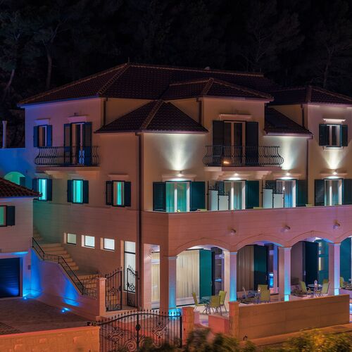 Apartmanok Medencével Hvar - 22502  4
