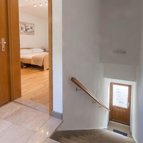 Apartmanok és Szobák A Tenger Mellett Trogir - 22597  3