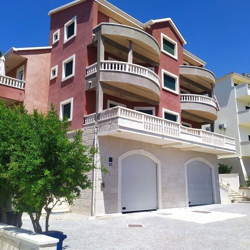 Apartmanok Parkolóhellyel Duce, Omis - 22598 Duće