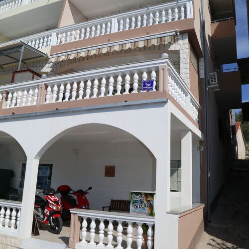 Apartmanok A Tenger Mellett Milna, Hvar - 22619 Milna  2