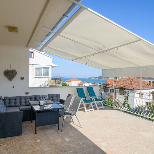 Apartmanok Parkolóhellyel Trogir - 22655