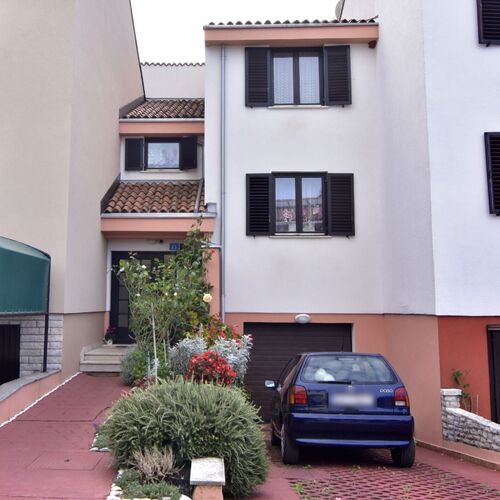 Apartmanok Parkolóhellyel Umag - 22659  2