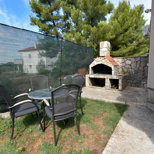 Apartmanok Gyermekes Családok Részére Bibinje, Zadar - 22677 Bibinje