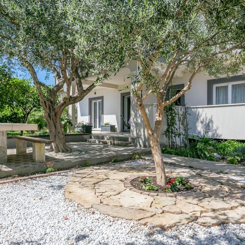 Apartmanok Parkolóhellyel Kastel Novi, Kastela - 22702 Kaštel Novi  3