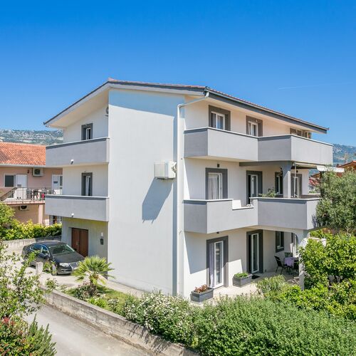 Apartmanok Parkolóhellyel Kastel Novi, Kastela - 22702 Kaštel Novi  2