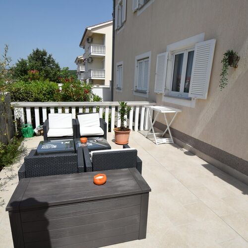 Apartmanok Parkolóhellyel Malinska, Krk - 22737 Malinska  3