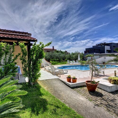 Apartmanok Medencével Medulin - 22764  3