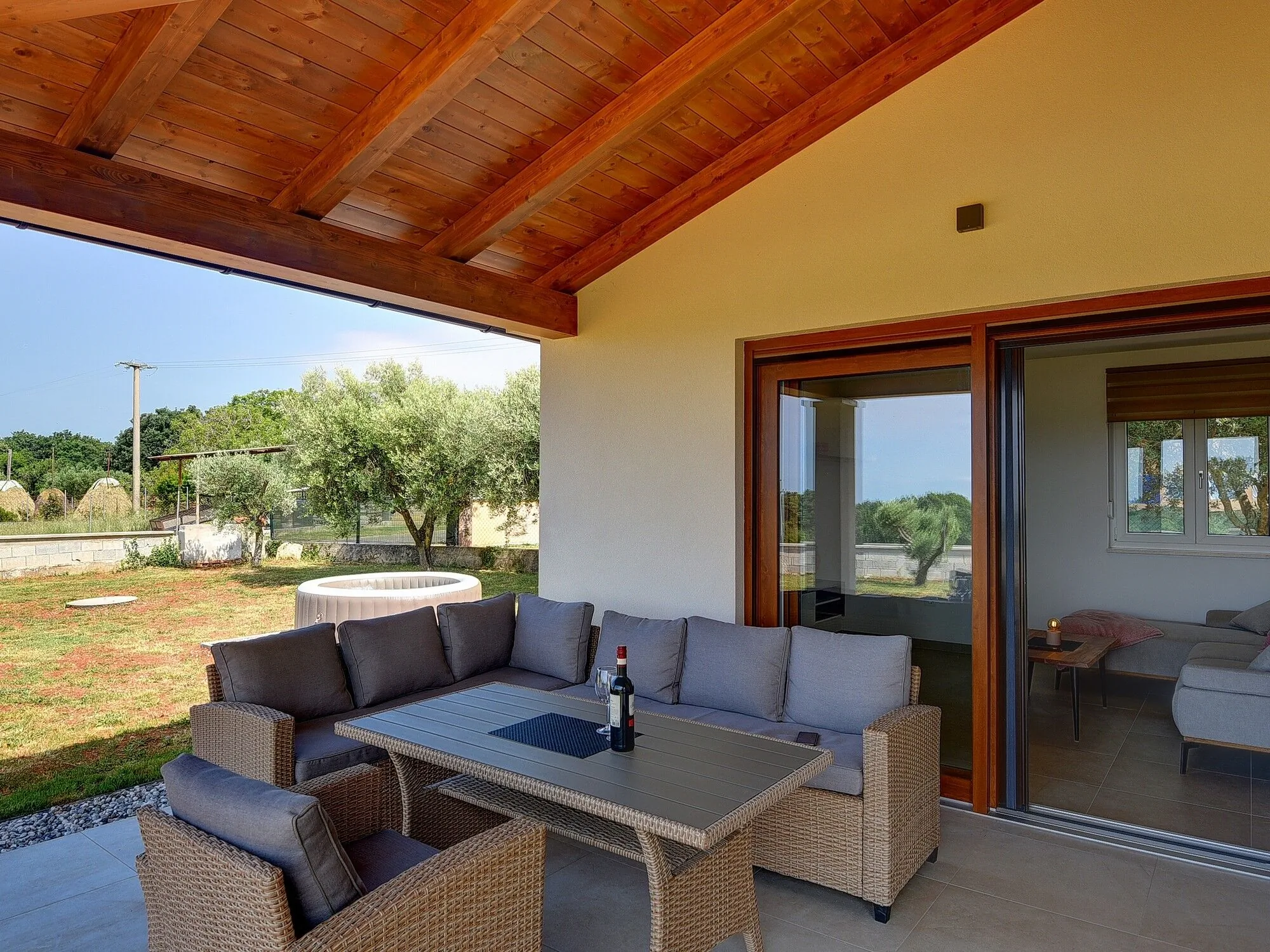 Holiday Home With Hot Tub Valtura, Pula - 22784 Valtura