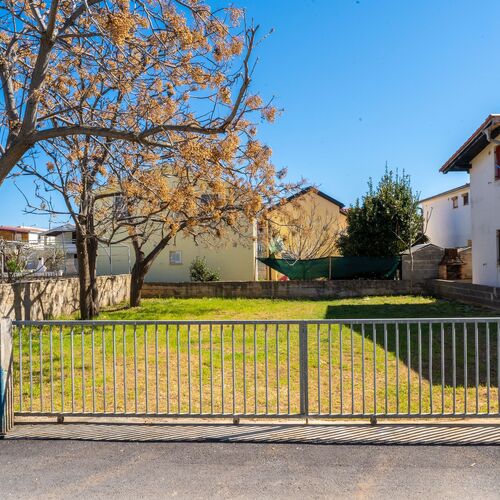 Apartmanok Parkolóhellyel Vir - 22930  3