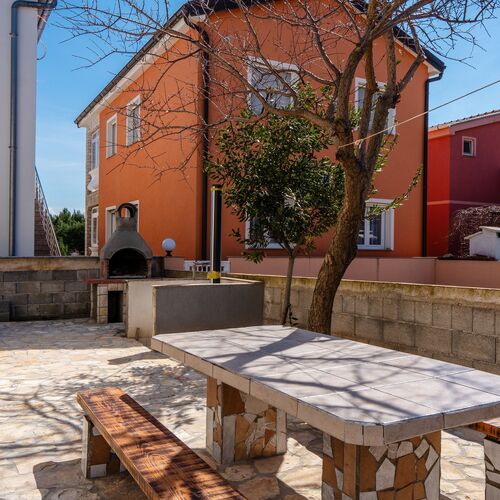 Apartmanok Parkolóhellyel Vir - 22948  4