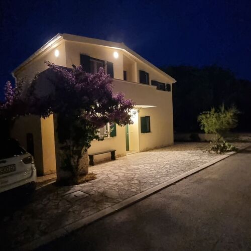 Apartmanok Parkolóhellyel Vir - 22958  4