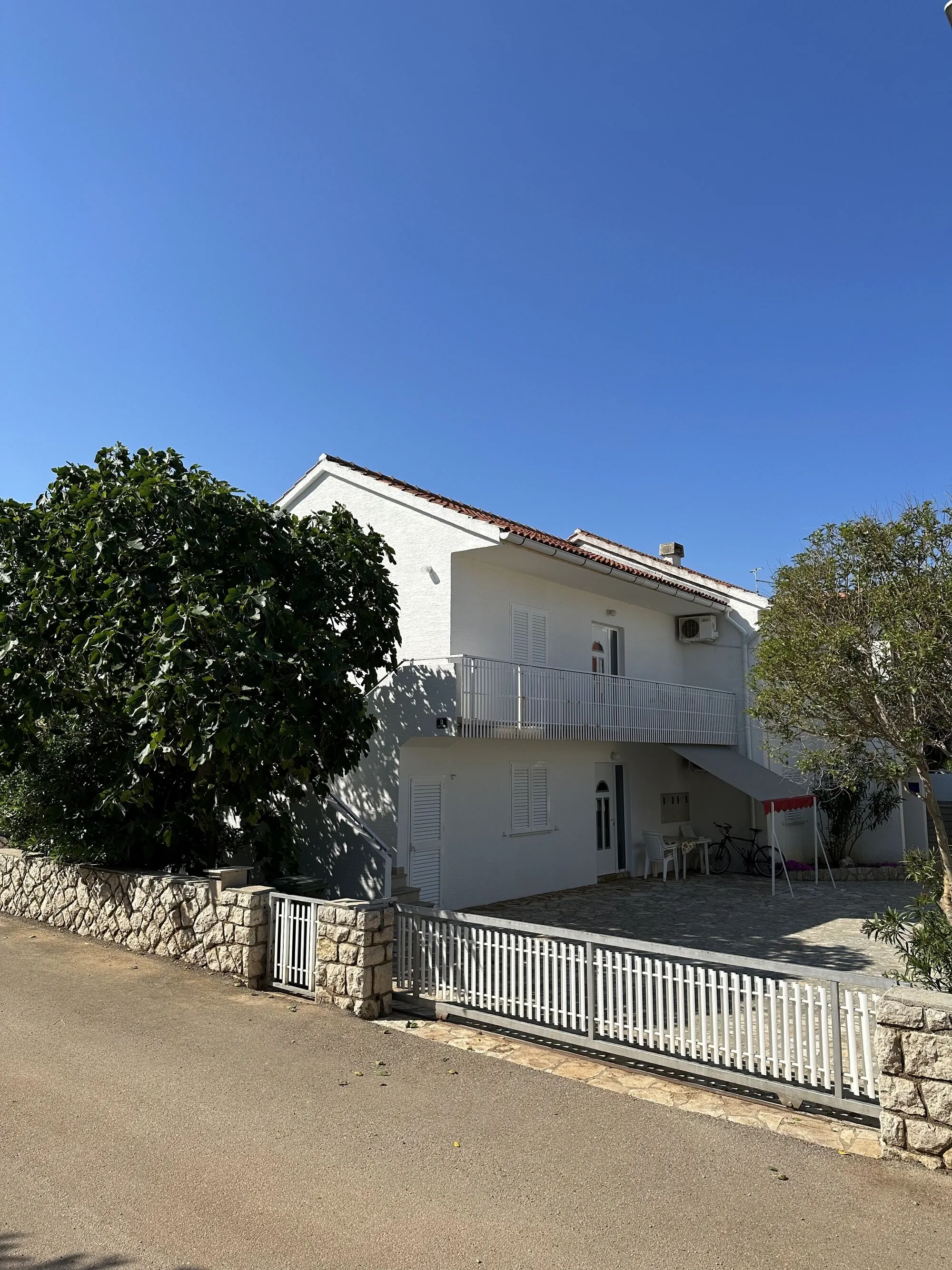 Apartments With Parking Space Novalja, Pag - 22963 Novalja