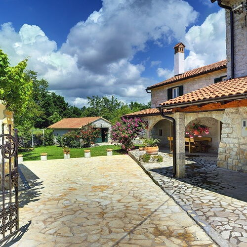 Villa Lucy Barban  2