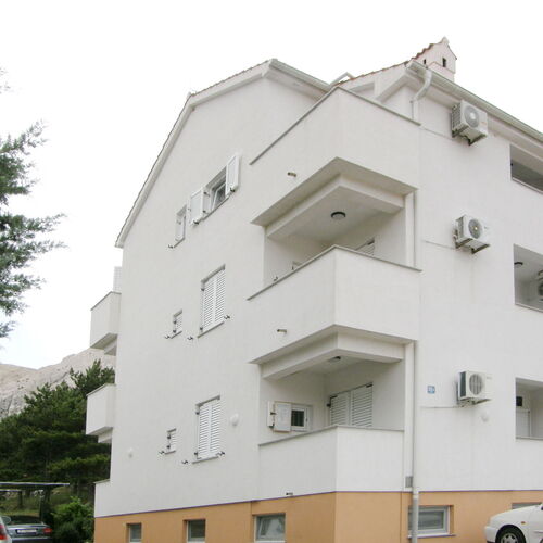 Apartments BARBALIC M. (Irena) Baska  4