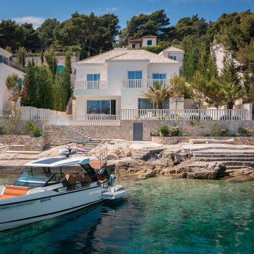 Villa More Sumartin  2