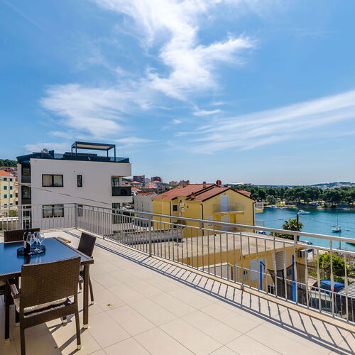 Apartment Rizza Trogir  2