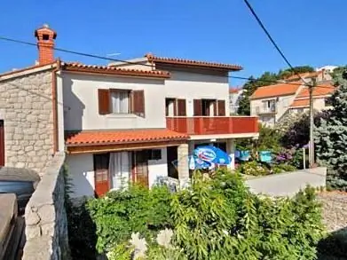 Apartment Bugenvilia Mali Losinj