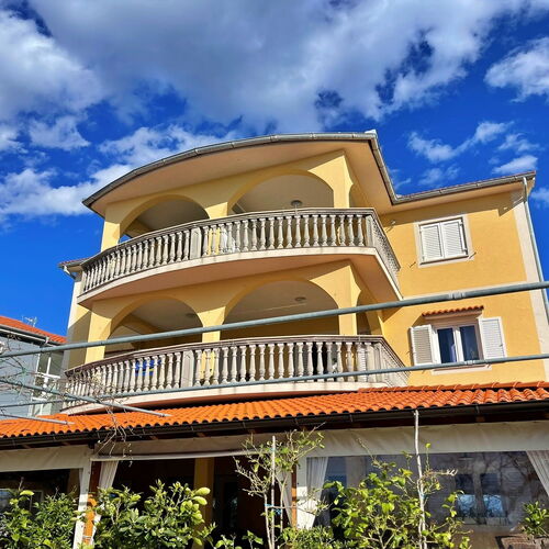 Apartments Neptun with Sea View Silo  2