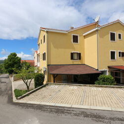 Apartment Bensak Klimno