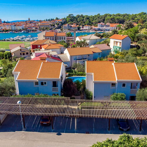 Apartments Petra Banjol  2