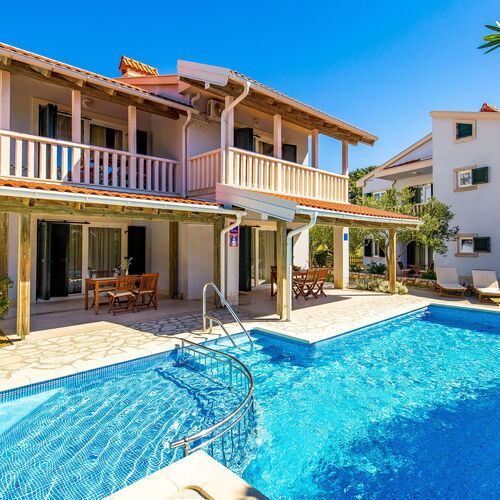 Apartments Mihaela Palit  2